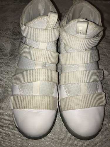 Nike Lebron Soldier XI 11 GS Youth Kay 