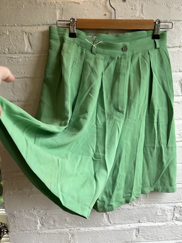 Vintage Ladies Baggy Shorts By Mani Size 12 In Lime Green - Picture 5 of 7