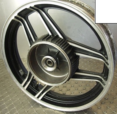 VF750S Sabre RC07 Felge hinten Rim Tail Enkei 3.00x17 (82-85) x1x