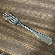 Oneida SSS YORKTOWNE Stainless Flatware Dinner Fork