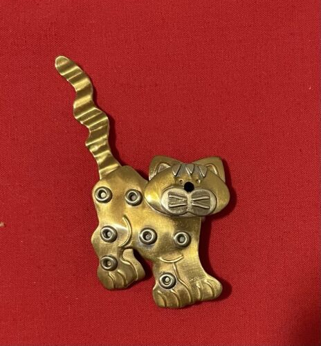 Kunsthandwerk Katze Brosche Anstecknadel Metall gemischt