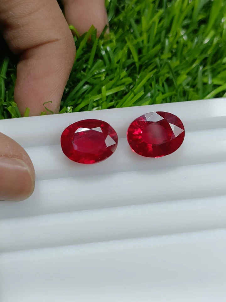 Imitation Gemstones Red Colour Stones Faceted jewellery 2 Pcs weight 17.90 cts - Image 4 of 4