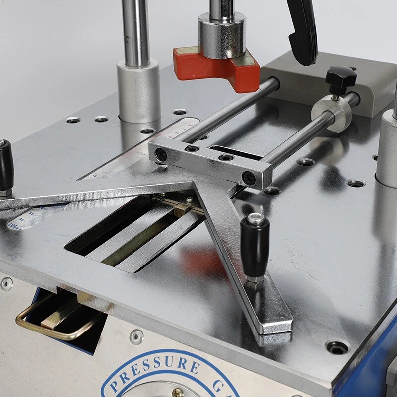 5211 BenchTop Type Picture Frame Underpinner 0.60.8 MPa Nail Angle Machine eBay