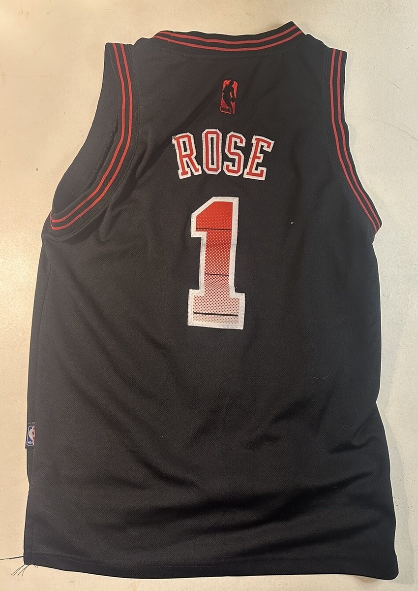 Adidas DERRICK ROSE No. 1 CHICAGO BULLS Youth Medium Basketball