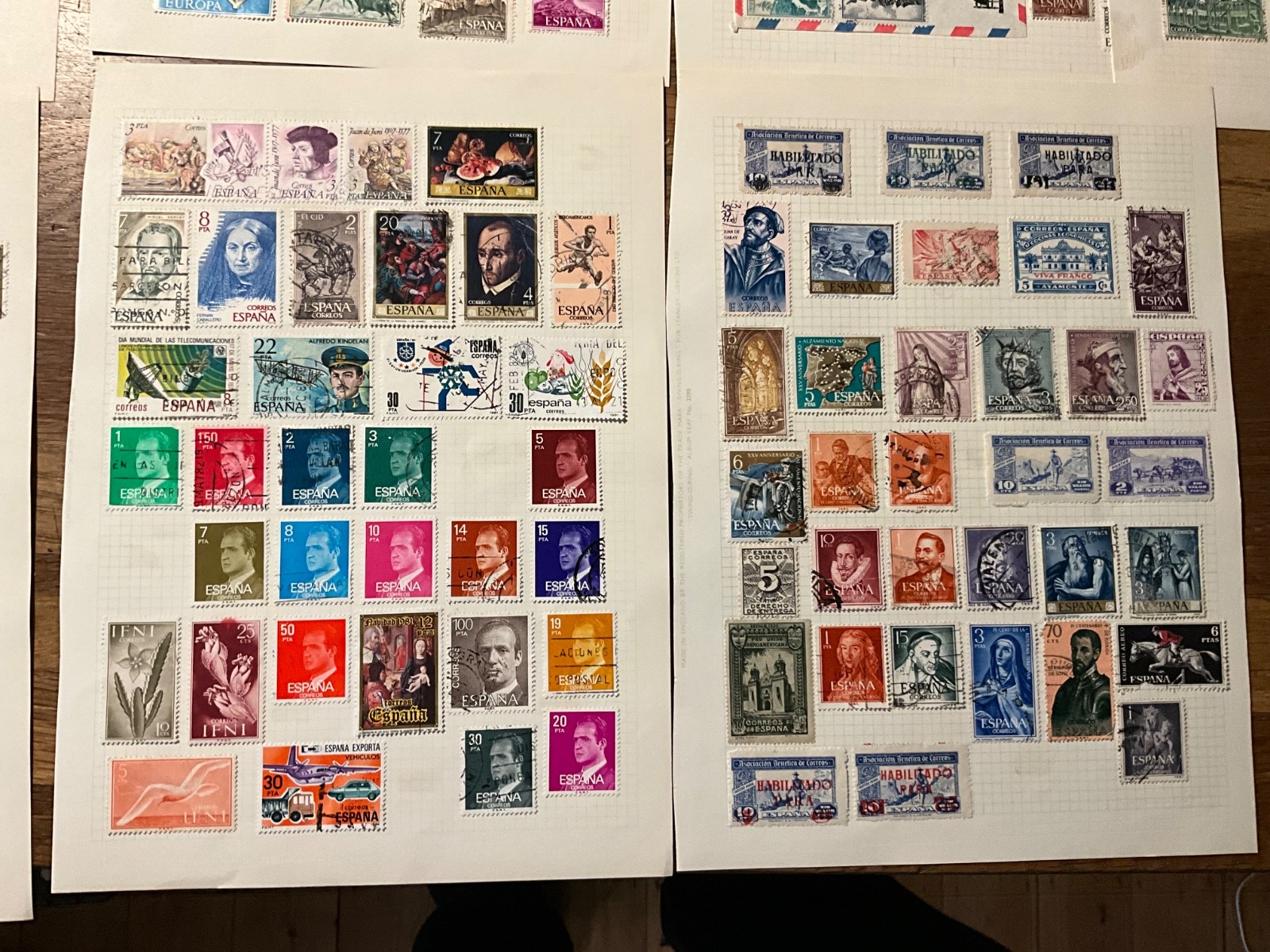 Spain Stamps Collection -  1800- to modern on leaves mint & used hinged x11