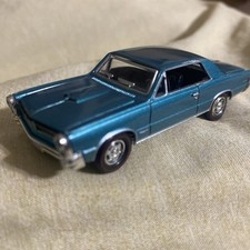 Ertl Collectibles American Muscle 64-67 1965 Pontiac Gto 2-door Blue-green 164