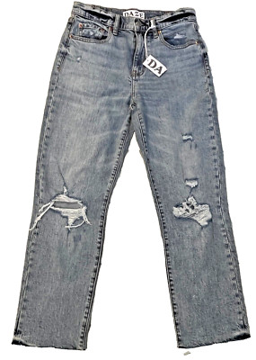 Woman s 26 NWOT Daze Denim Tough Love Distressed Straight Up