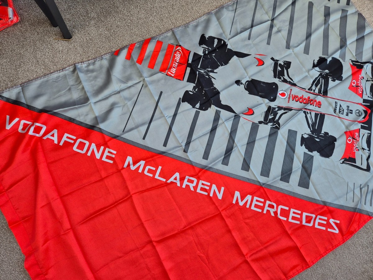 OFFICIAL VODAFONE MCLAREN MERCEDES FORMULA 1 TEAM FLAG F1 LEWIS