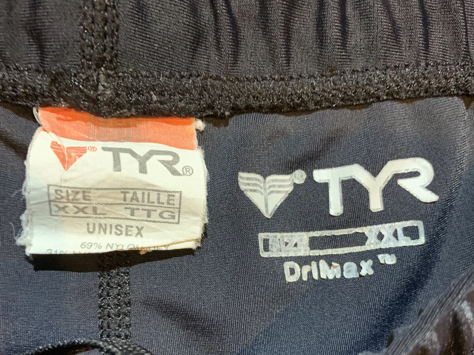 Pantalones Cortos de Ciclismo TYR Talla XXL Negros Acolchados Atléticos para Bicicleta Foto 3 de 4