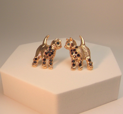 Boucles D'oreilles Clips Anciens Or Et Rouge Avec Pampilles - Style Vintage Occasion