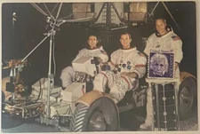 APOLLO 15 ASTRONAUTS IRWIN, SCOTT, WORDEN IN VEHICLE JULY 1971 MISSION-POSTCARD