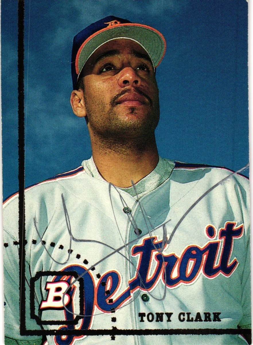 メジャーリーグ　カード　Tony Clark Tony Clark #209 Signed 1994 Bowman MLB Baseball Card Tigers AUTO