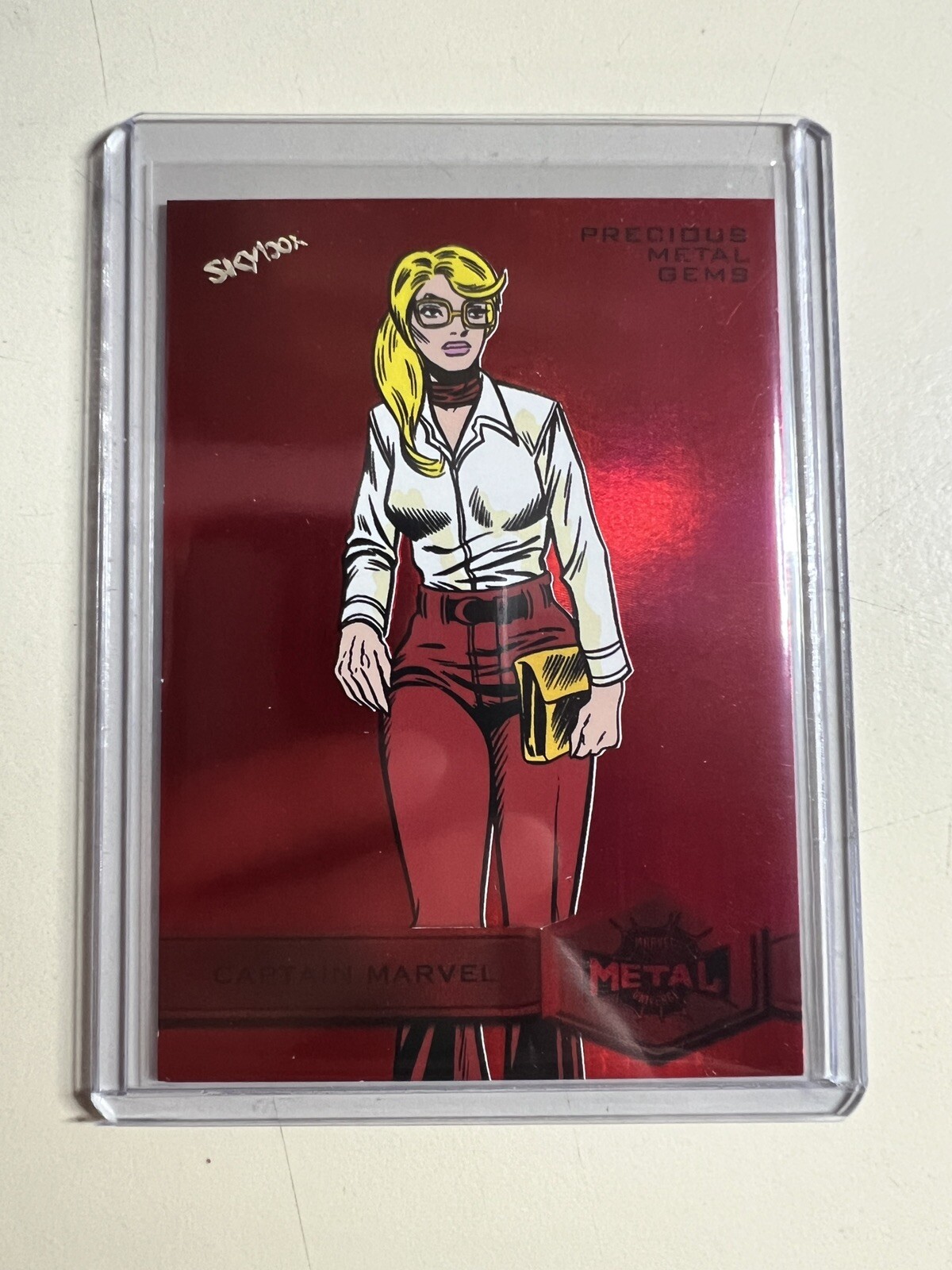 2022 Metal Universe Spider-Man High Series PMG Red 54/100 Captain Marvel #117