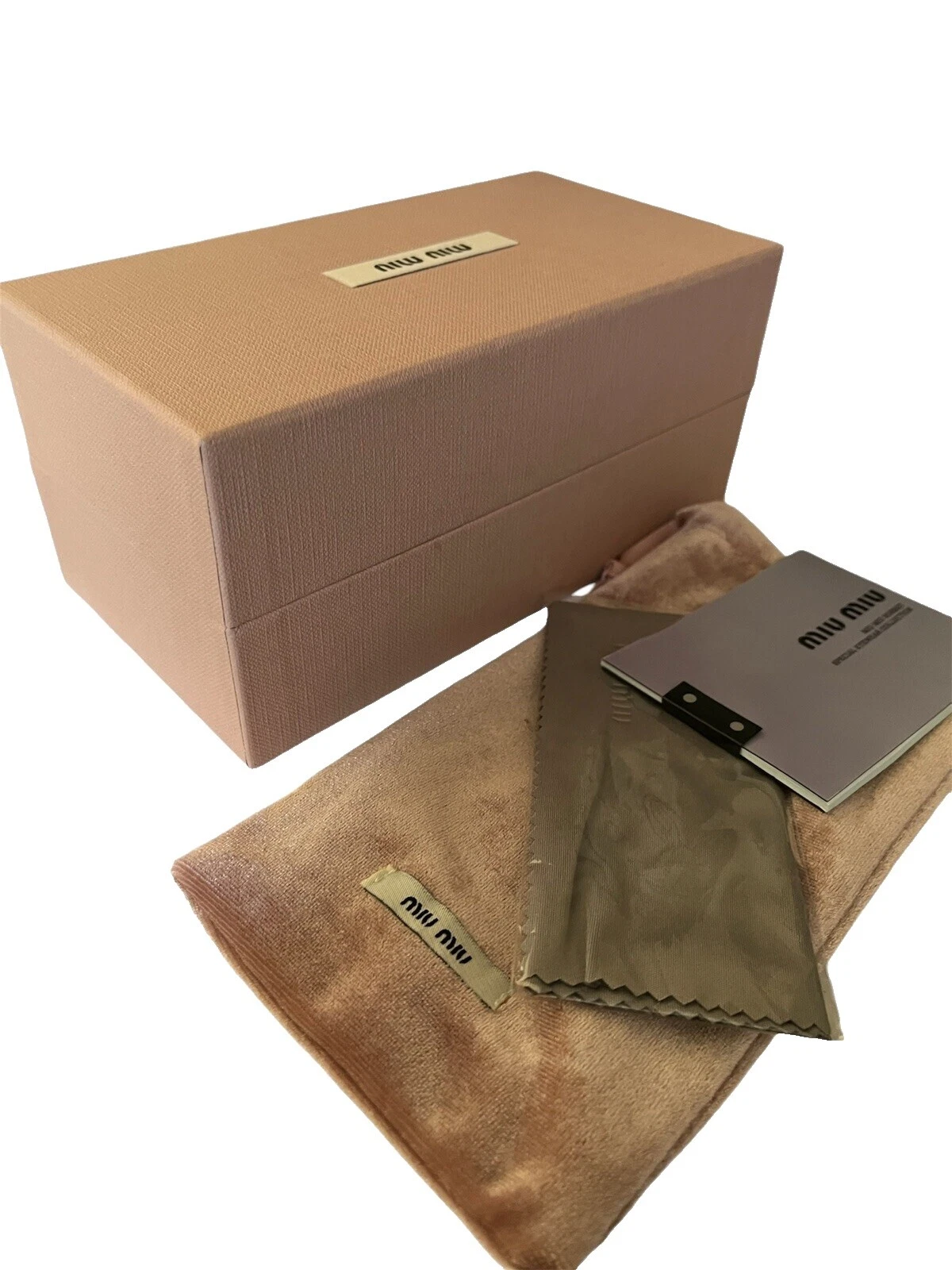 Estuches y almacenamiento Miu Miu gafas de sol