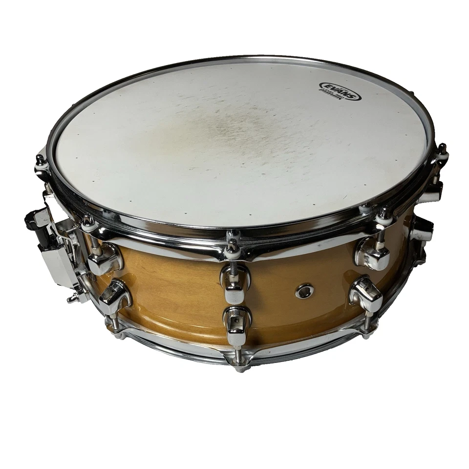 Caja de arce Mapex MPX 5,5 x 14 pulgadas acabado natural con bolsa acolchada Gator Foto 3 de 4