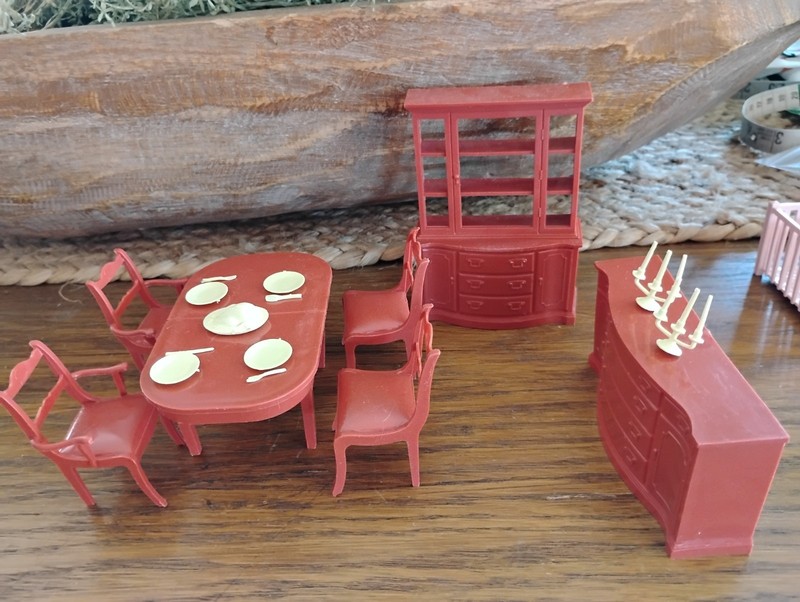 Vintage Lot Marx Doll House Plastic Dining Room Table/Chairs Hutch Buffet Candle