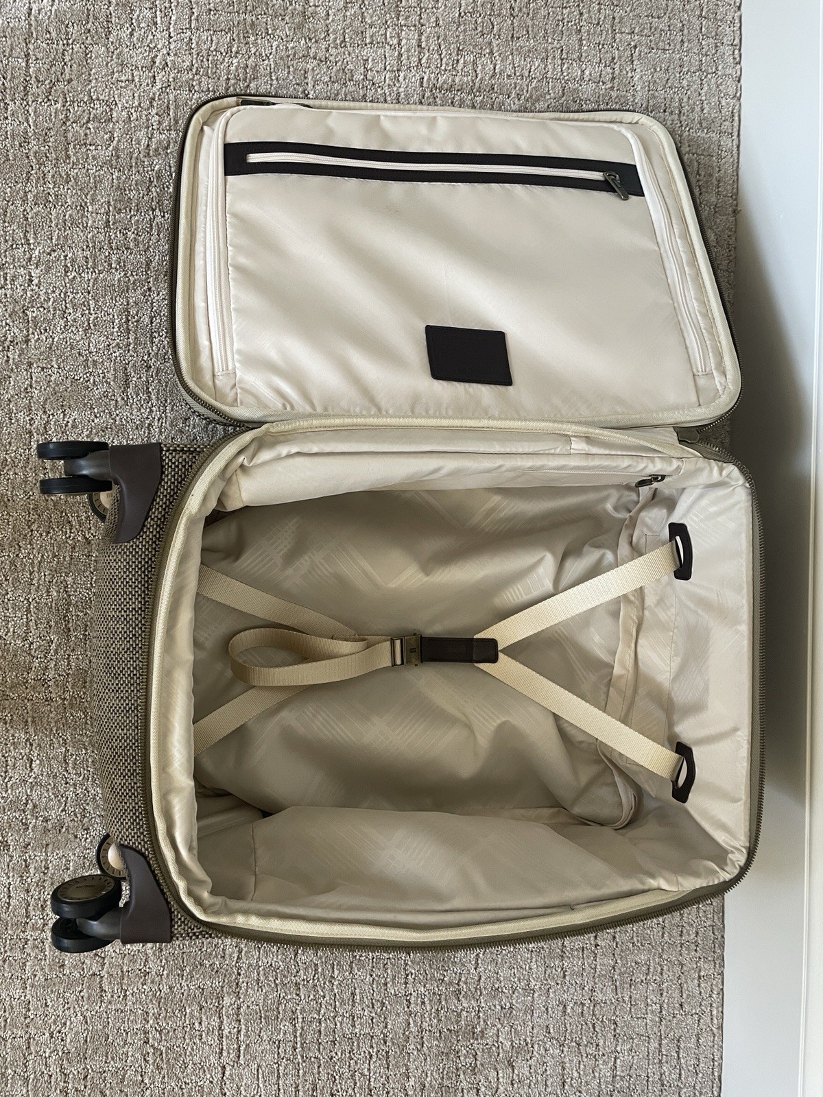 Hartmann Tweed Domestic Carry-On MSRP $800.00