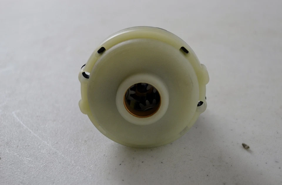 NUEVO Engranaje de eje de embrague de arranque genuino de fábrica OEM Mazda 6 CX-9 Foto 2 de 4