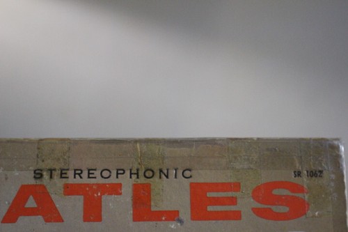 Introducing The Beatles embossed STEREOPHONIC 1964 VJ Lp with Vee Jay Sleeve - Imagen 14 de 20
