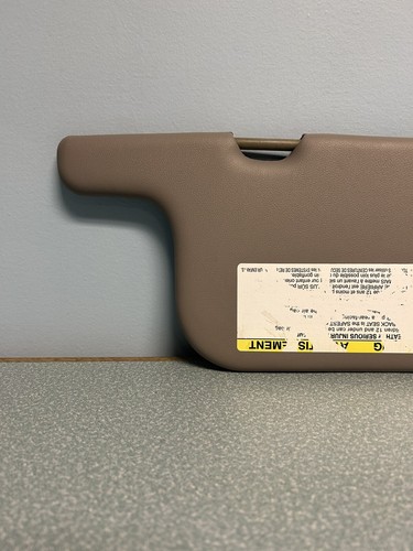 1998-2002 Toyota Corolla Driver & Passenger Side Sun Visor Pair Gray Vinyl - Picture 8 of 23