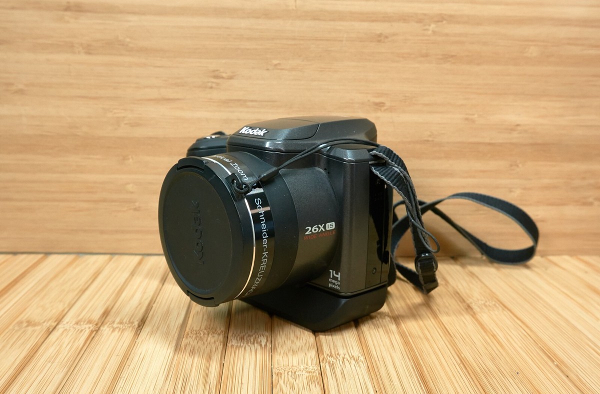 Kodak Easyshare Z981 14 MP Digital Camera, Schneider-Kreuznach