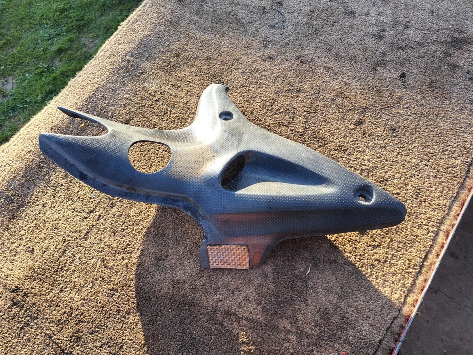 CAGIVA W8 125 SUPERCITY? CUBIERTA EMBELLECEDOR PANEL ENVOLVENTE GRIFO GASOLINA COMBUSTIBLE 800085769 Foto 3 de 4