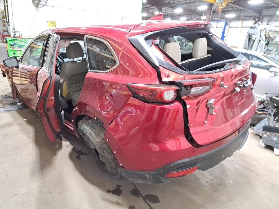 Motor limpiaparabrisas ventana trasera 2022 Cx-9 Sku#4295645 Foto 3 de 4