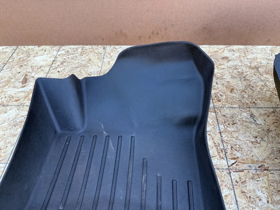 ALFOMBRA REVESTIMIENTO ALFOMBRILLA FORD MUSTANG GT 2024-2026 RECAMBIO TECNOLOGÍA WRATHER (JUEGO) Foto 4 de 4