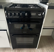 Hotpoint HAG60K Black Freestanding Gas Cooker 4 Burner 2 Oven Grill Glass