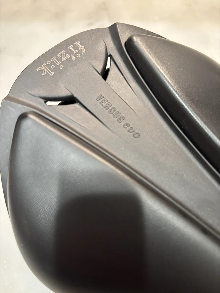 Sillín Fizik Antares R1 Versus Evo - negro - rieles redondos Foto 3 de 4