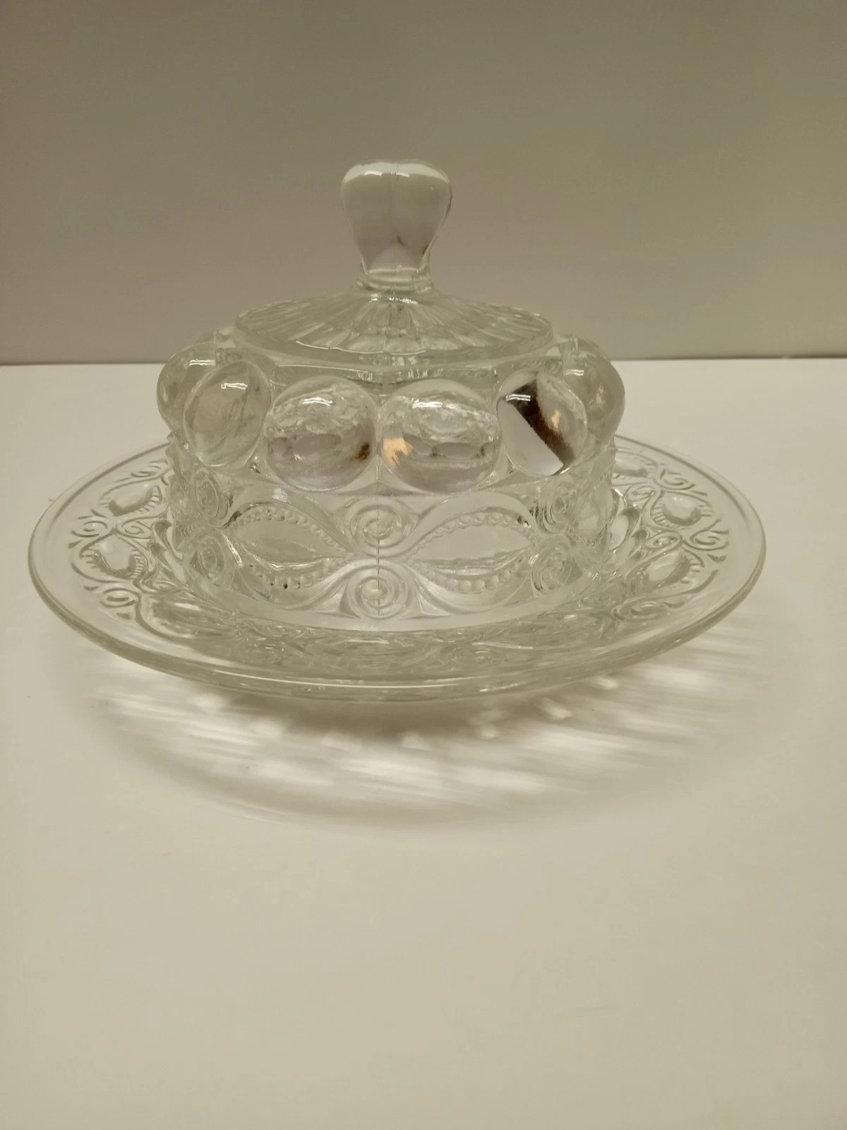 LG Wright “Eyewinker” Clear Round Butter Dish & Lid 7 5/8”