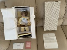 Vintage Franklin Mint Heirloom Porcelain Doll Alyssa Original Box Stand NRFB