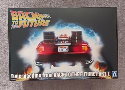 Aoshima - Back to the Future Part 1 - Time Machine - DeLorean - 1:24 - Neu OVP