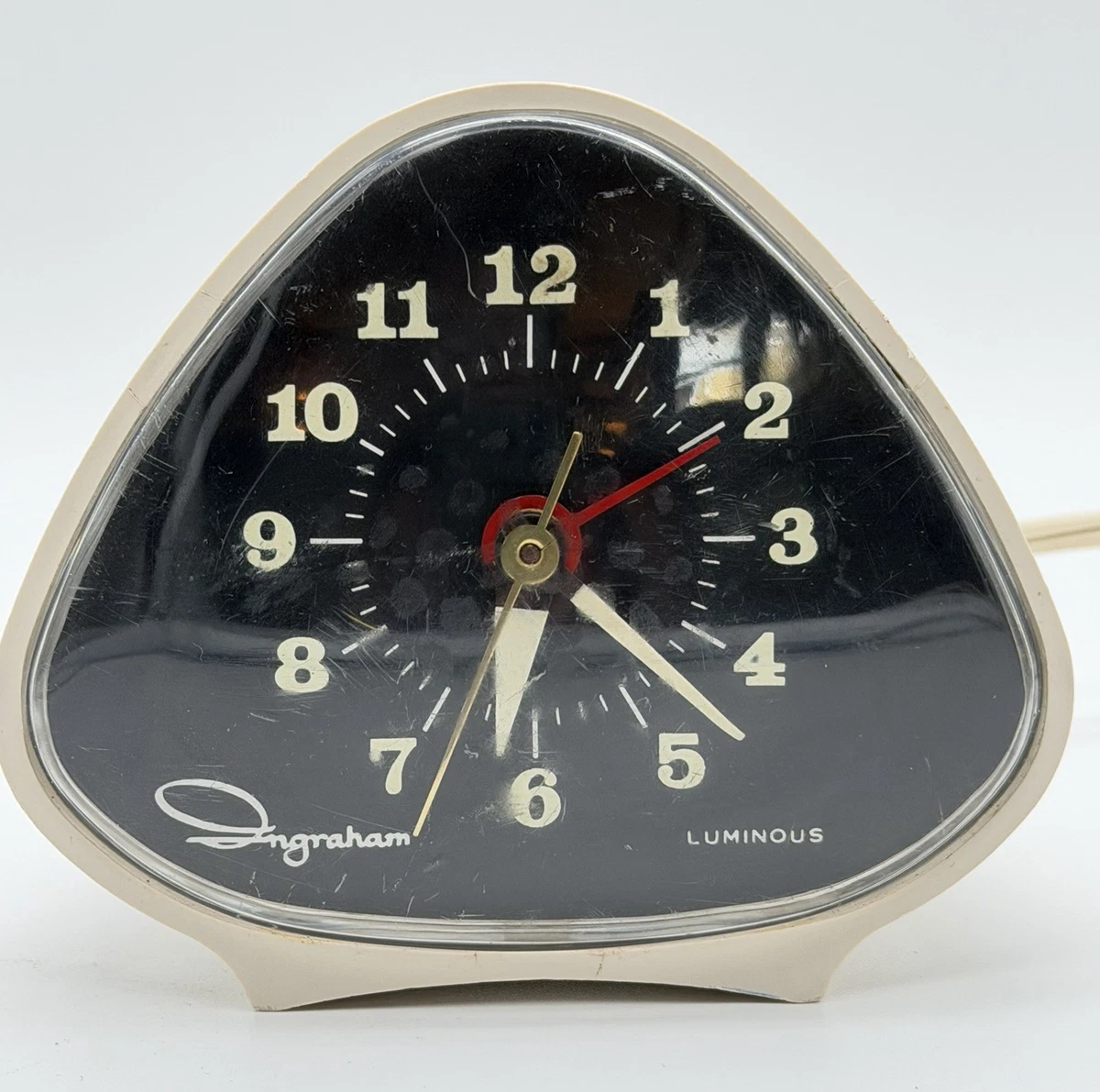 Vintage Ingraham Clock In Collectible Alarm Clocks (1930-1969) for