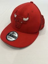 Men's New Era 9Fifty NBA Chicago Bulls Red Trucker Snapback
