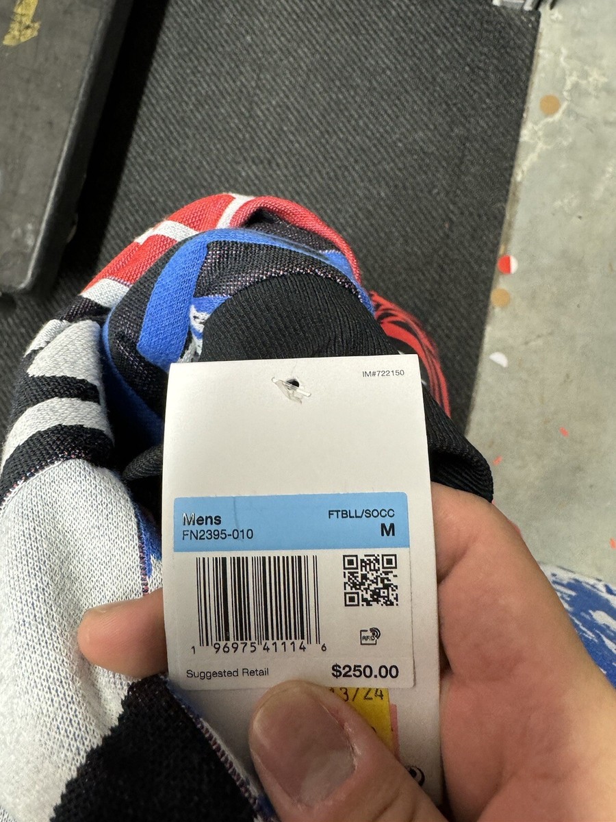 NIKE Culture of Football Therma-FIT Full-Zip Jacket FN2395 NIKE Culture of Football Therma-FIT Full-Zip Jacket FN2395