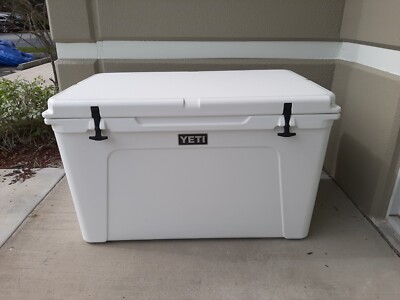 Yeti Tundra 210 Hard Cooler