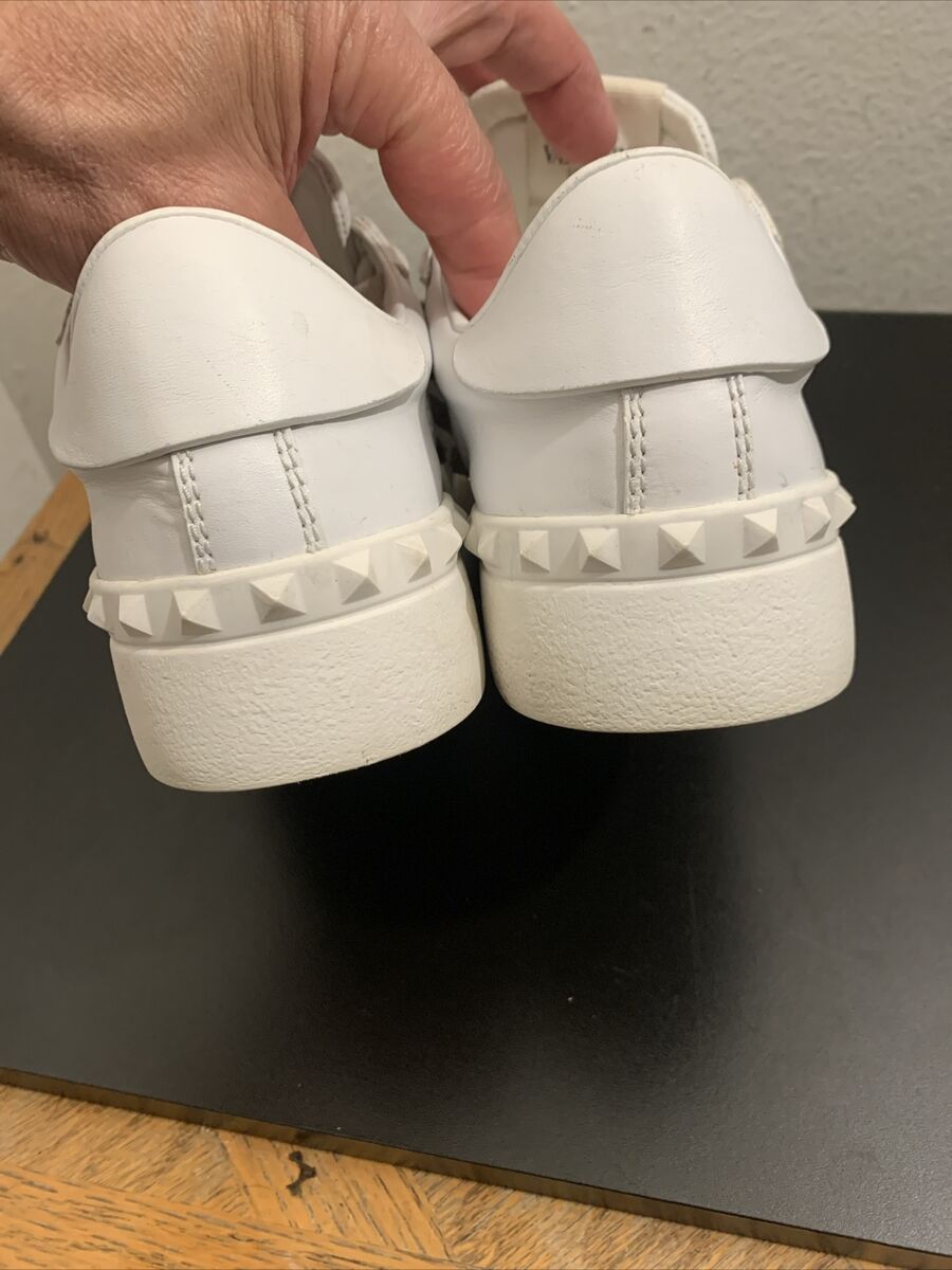 Valentino Garavani Sneakers Rockstud Untitled 11 Womens 5 EU Valentino Garavani Sneakers Rockstud Untitled 11 Womens 5 EU