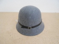 Liz Claiborne Gray Wool Felt Cloche Hat Womens Classic Minimalist Velvet 90s Vintage Liz Claiborne Wool Hat Weathered Gray Leather Band  main image 2