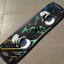 PLANCHE DE KITE F-ONE ACID 132x40 - SUPER ÉTAT