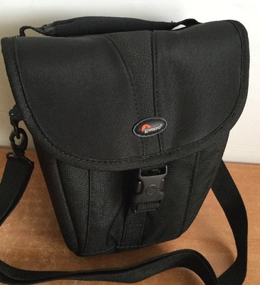 Lowepro Camera Bag Rezo TLZ 20 Shoulder Crossbody Black Adjustable Strap 
