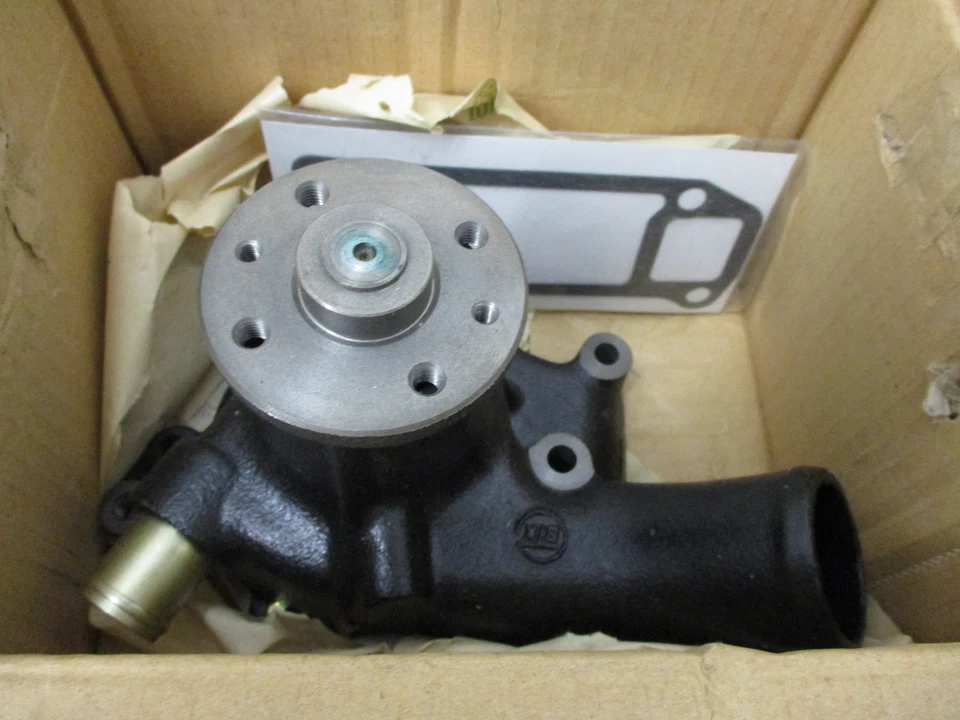 *NUEVO* ISUZU MOTORES 1-13650018-1 BOMBA DE AGUA con JUNTA Foto 3 de 4