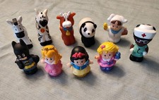 Lot of 10 Fisher Price Little People Figures  Animals Mixed Lot BATMAN