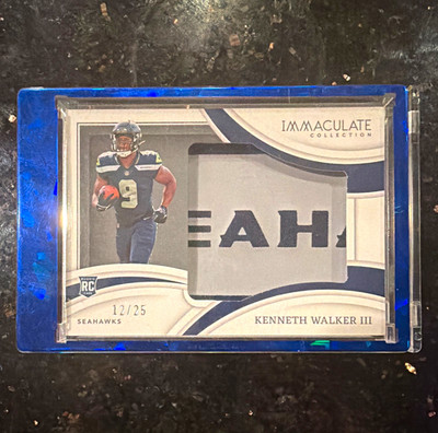 Panini Immaculate Rookie Jumbos Kenneth Walker III Logos /25 RL-KWA