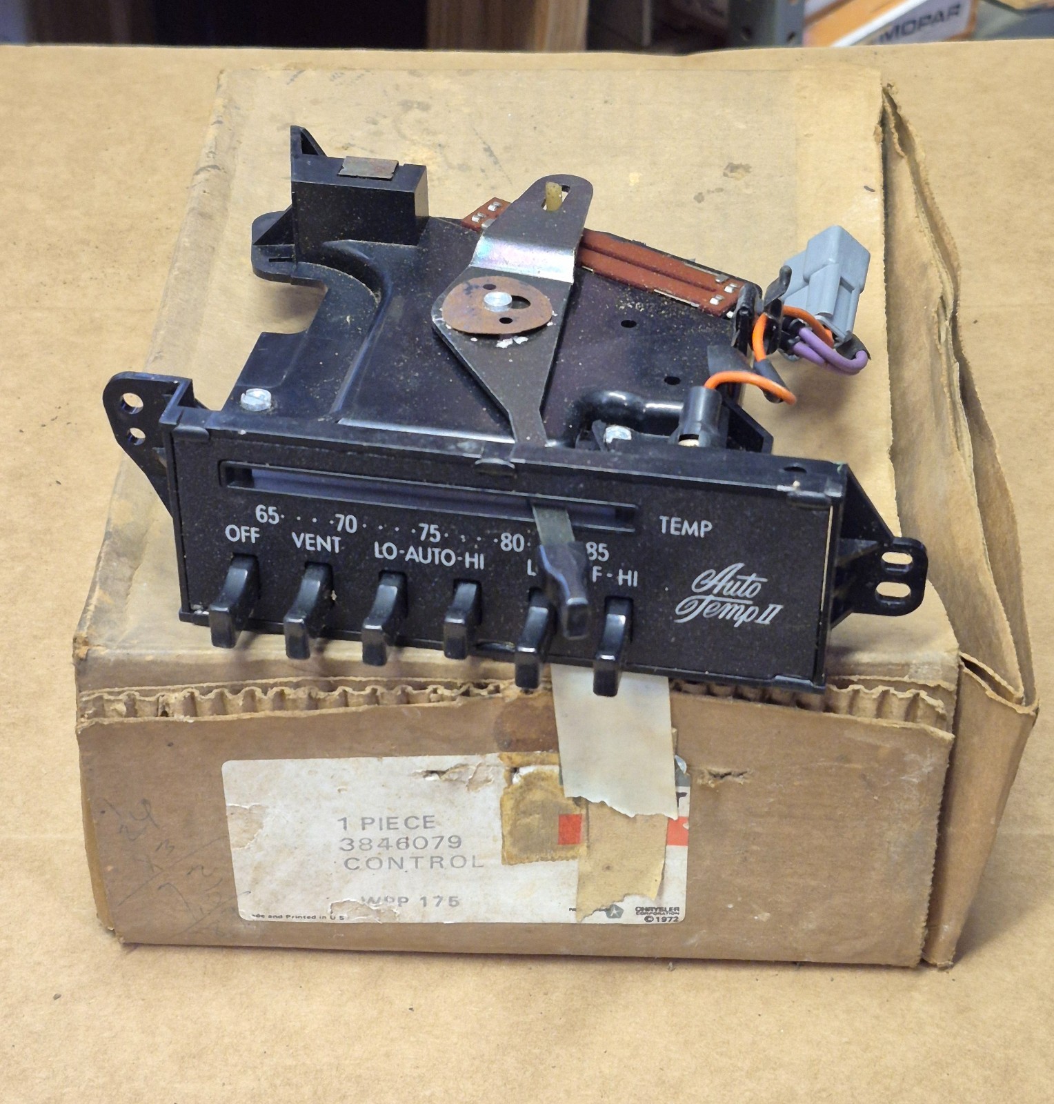 1974 1975 Chrysler Imperial Dodge Plymouth NOS MoPar Dash A/C ATC CONTROL UNIT
