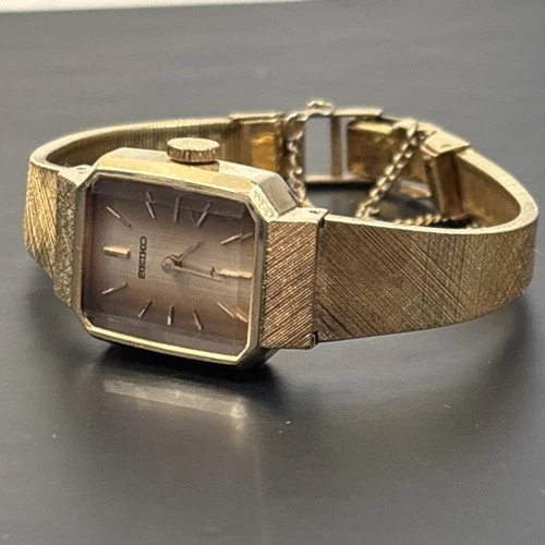 Seiko Women's Vintage Gold-Tone Watch Mechanical Wind Up Works 11-3649 70s