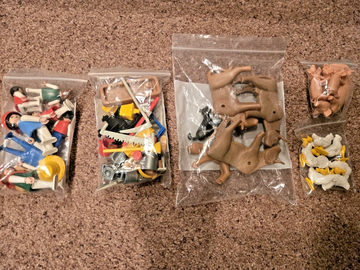 Vintage PLAYMOBIL 3556 Medieval Farm Animals Set With Fence for