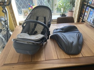 Egg 2 Main Pram Pushchair Seat With Hood And Foot warmer Cover Jurassic Grey