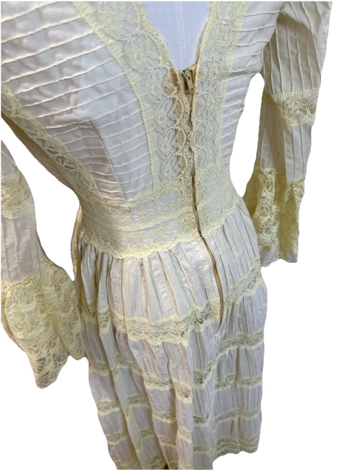 Vestido de novia vintage de encaje mexicano de los años 60/70 para mujer pequeño amarillo Foto 4 de 4