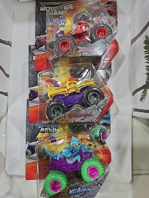 Monster Jam Smash & Bash Series 3 Complete Set Megalodon Thunderroarus EL Toro 